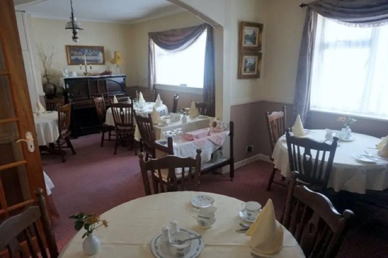 Windway House Hotel Killarney Bagian luar foto