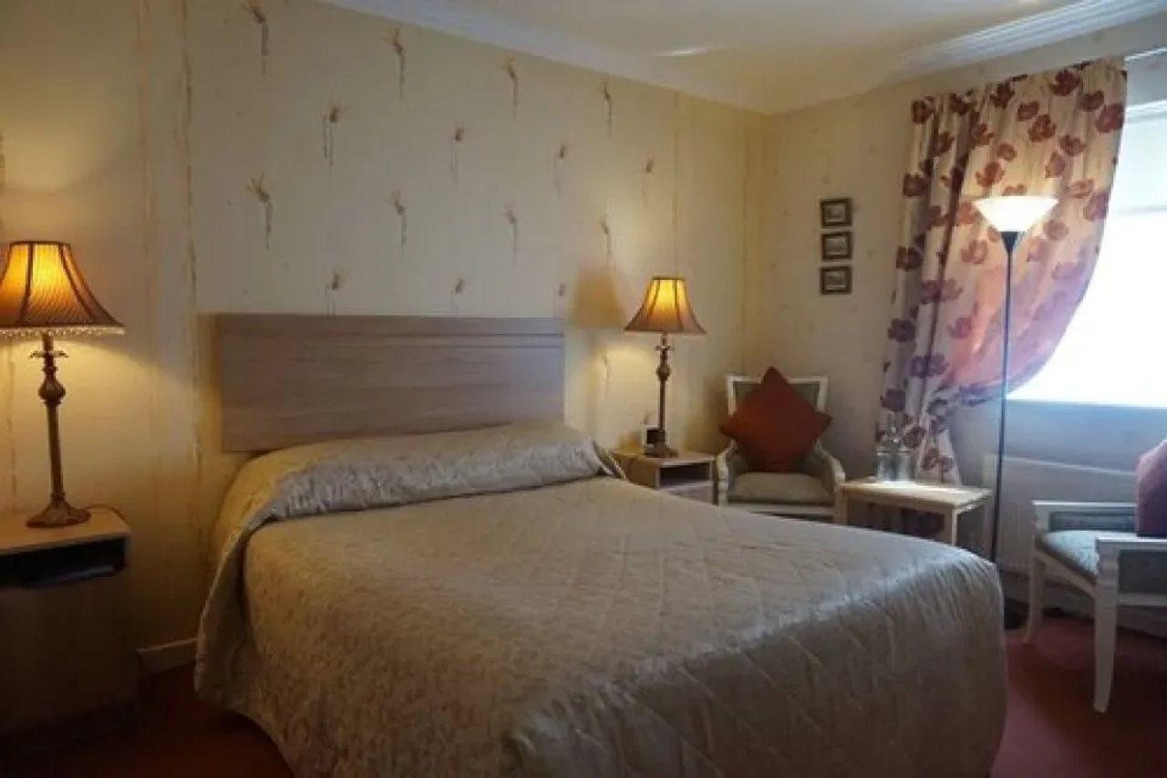 Windway House Hotel Killarney Bagian luar foto