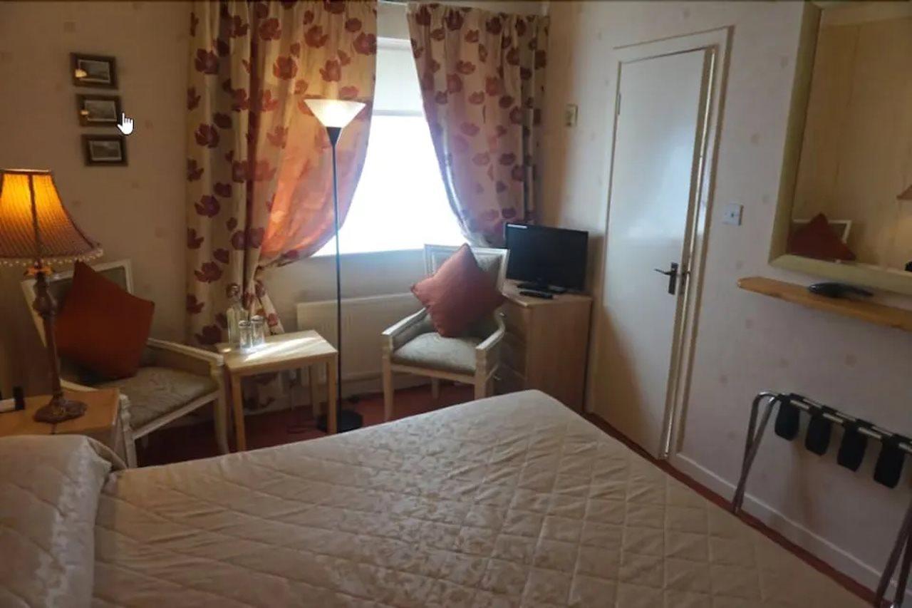Windway House Hotel Killarney Bagian luar foto
